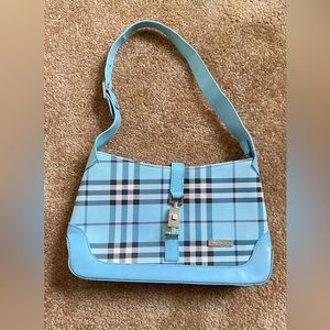 Vintage Burberry plaid shoulder bag